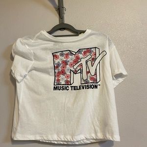 MTV crop top